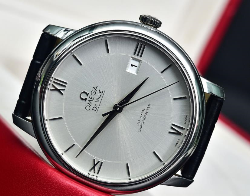 歐米茄腕表指針生銹處理技巧集錦（保養與修復指南）